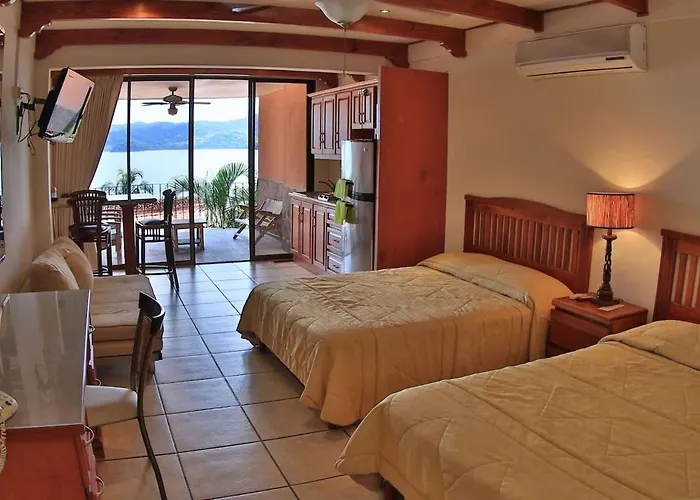 Oceanview With Community Pool & Views Of Flamingo Marina *